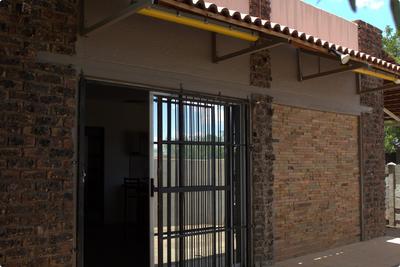Apartment / Flat For Rent in Oosterville, Upington